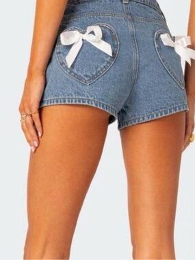 Edikted Bow Pocket Denim Shorts Heart Back Pockets NWOT Size L